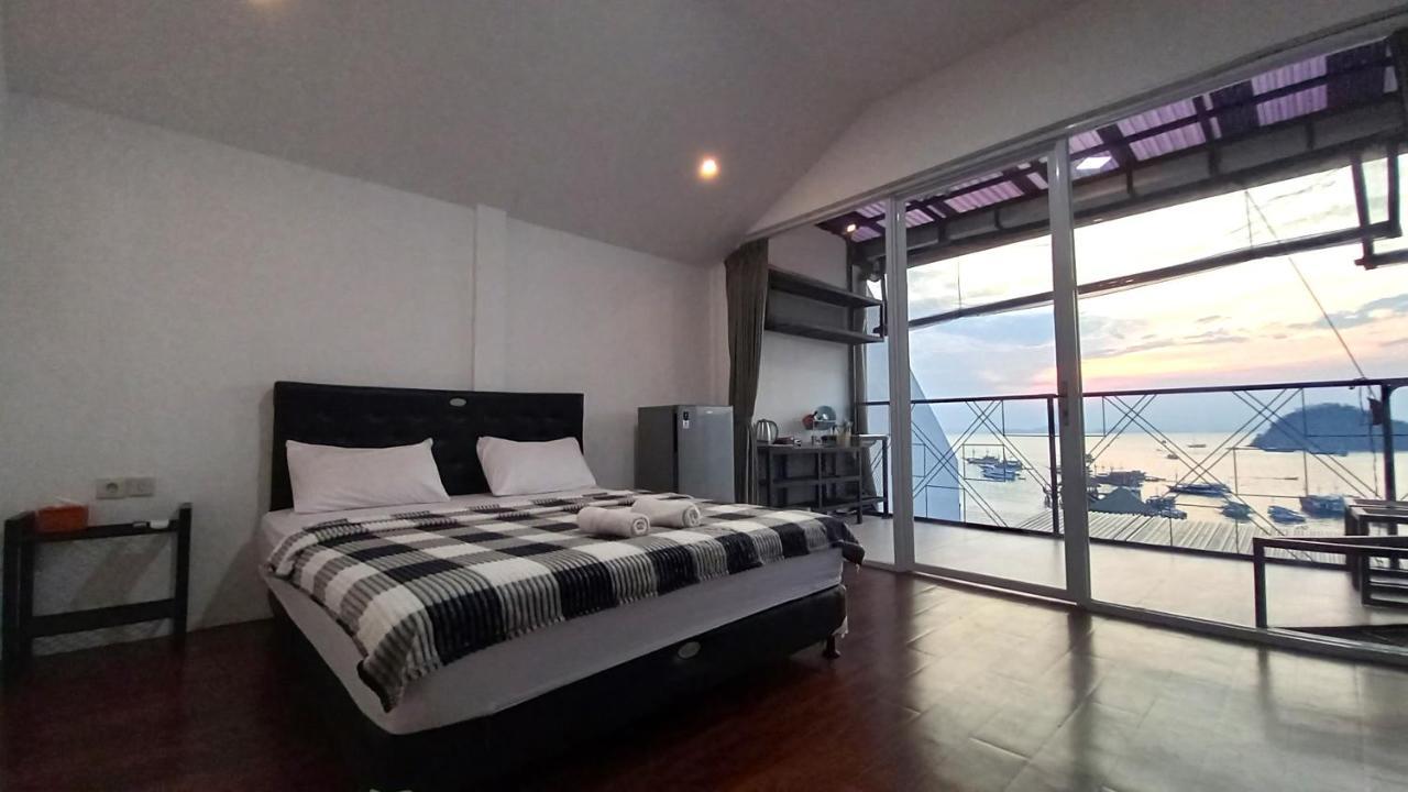 Dc Hotel & Hostel Labuan Bajo Eksteriør billede