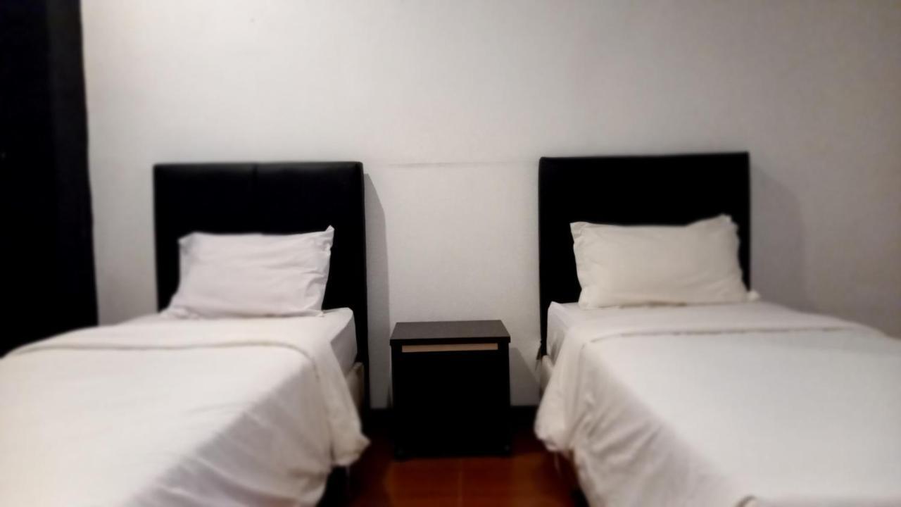 Dc Hotel & Hostel Labuan Bajo Eksteriør billede