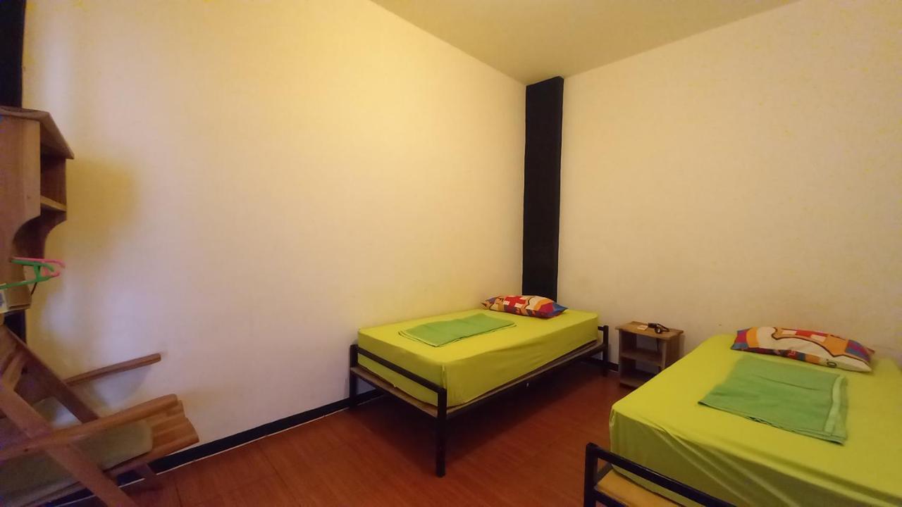 Dc Hotel & Hostel Labuan Bajo Eksteriør billede
