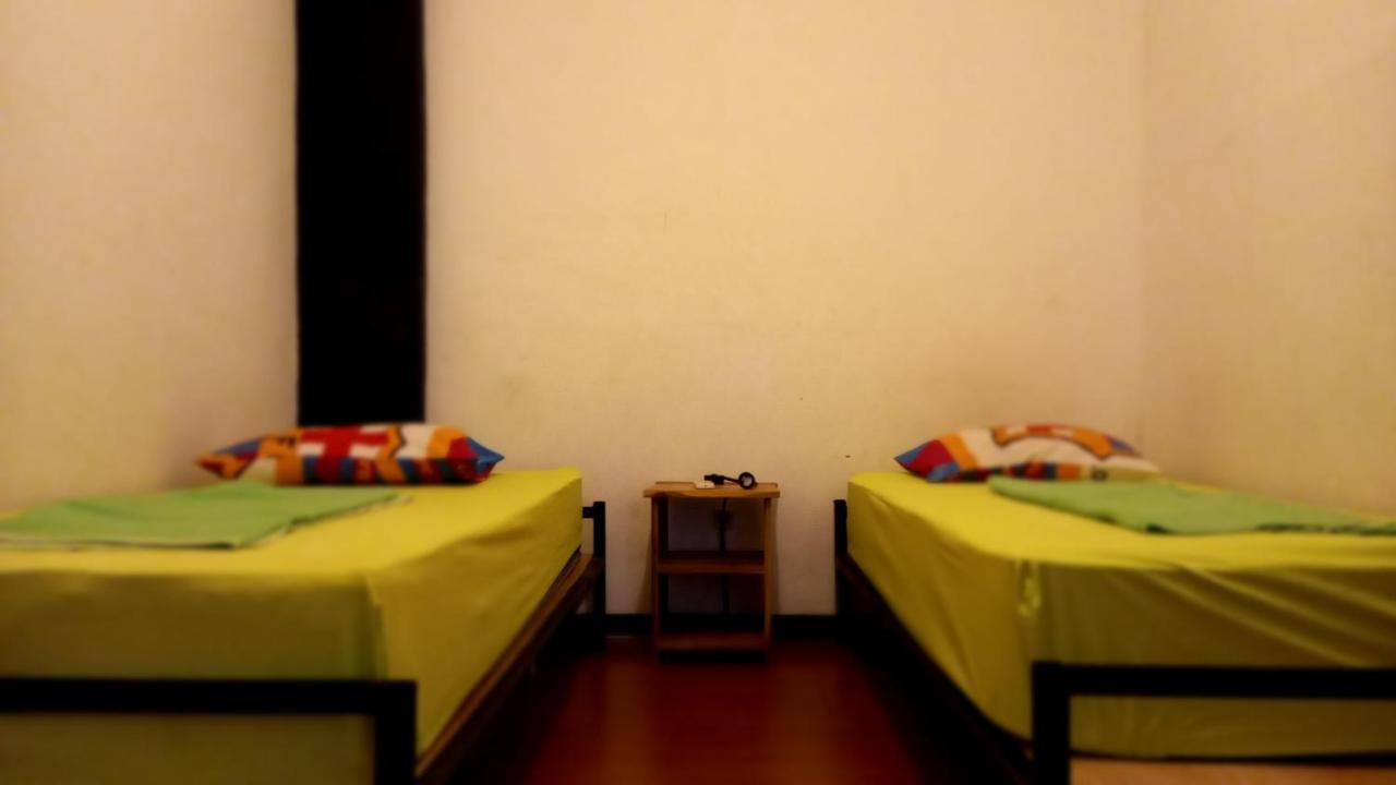 Dc Hotel & Hostel Labuan Bajo Eksteriør billede