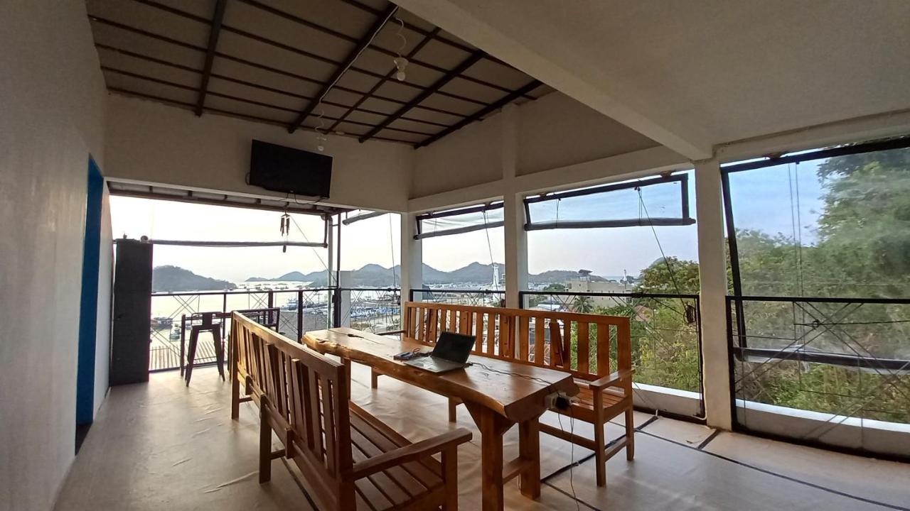 Dc Hotel & Hostel Labuan Bajo Eksteriør billede