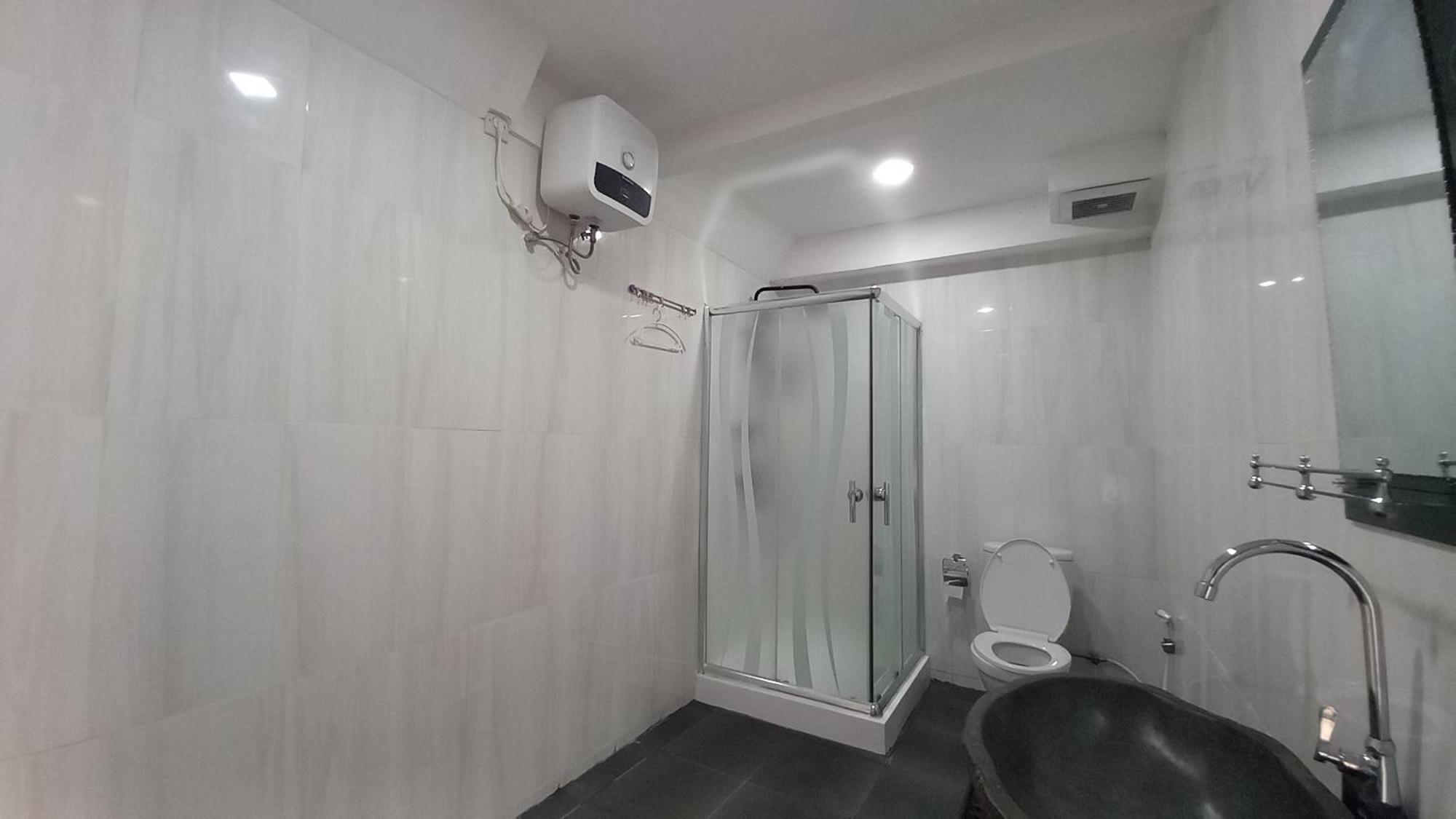 Dc Hotel & Hostel Labuan Bajo Eksteriør billede