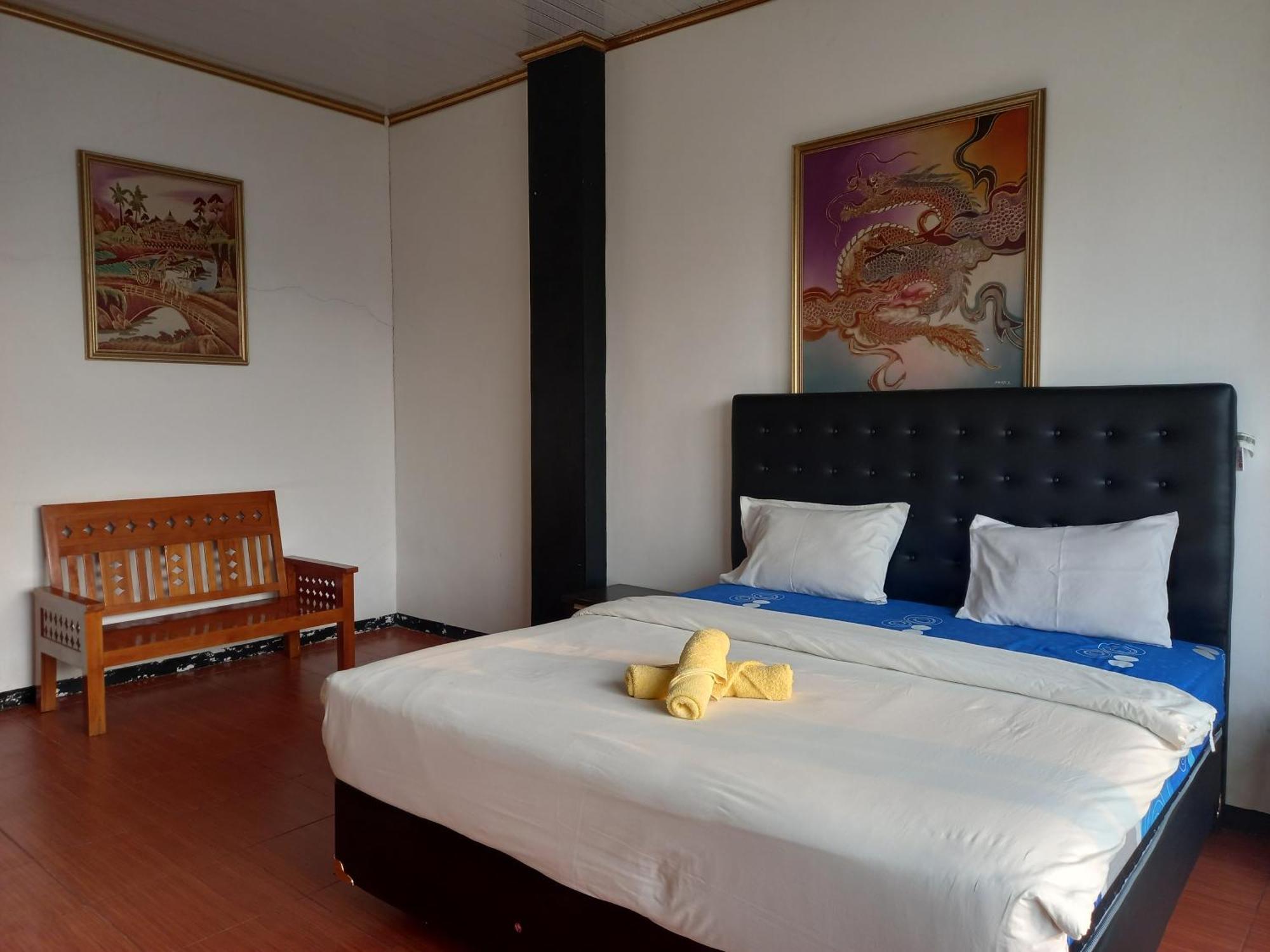 Dc Hotel & Hostel Labuan Bajo Eksteriør billede